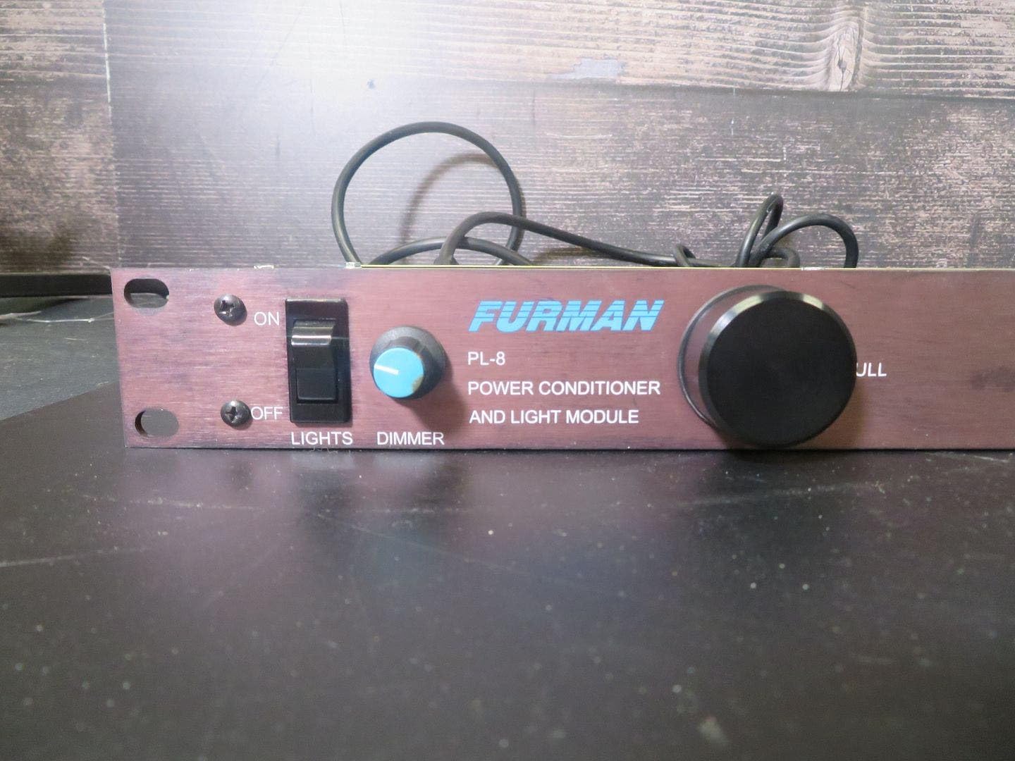 Furman PL-8 Series II Power Conditioner