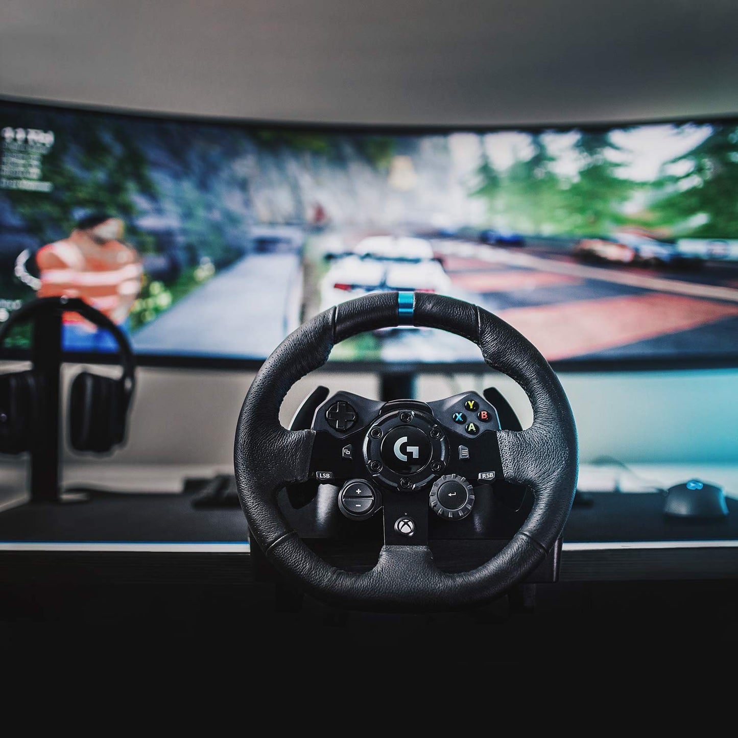 Logitech G923 Racing Wheel & Pedals for Xbox/PC (Renewed)