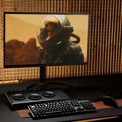 LG 32EP950-B 32-Inch UltraFine 4K OLED Pro Display