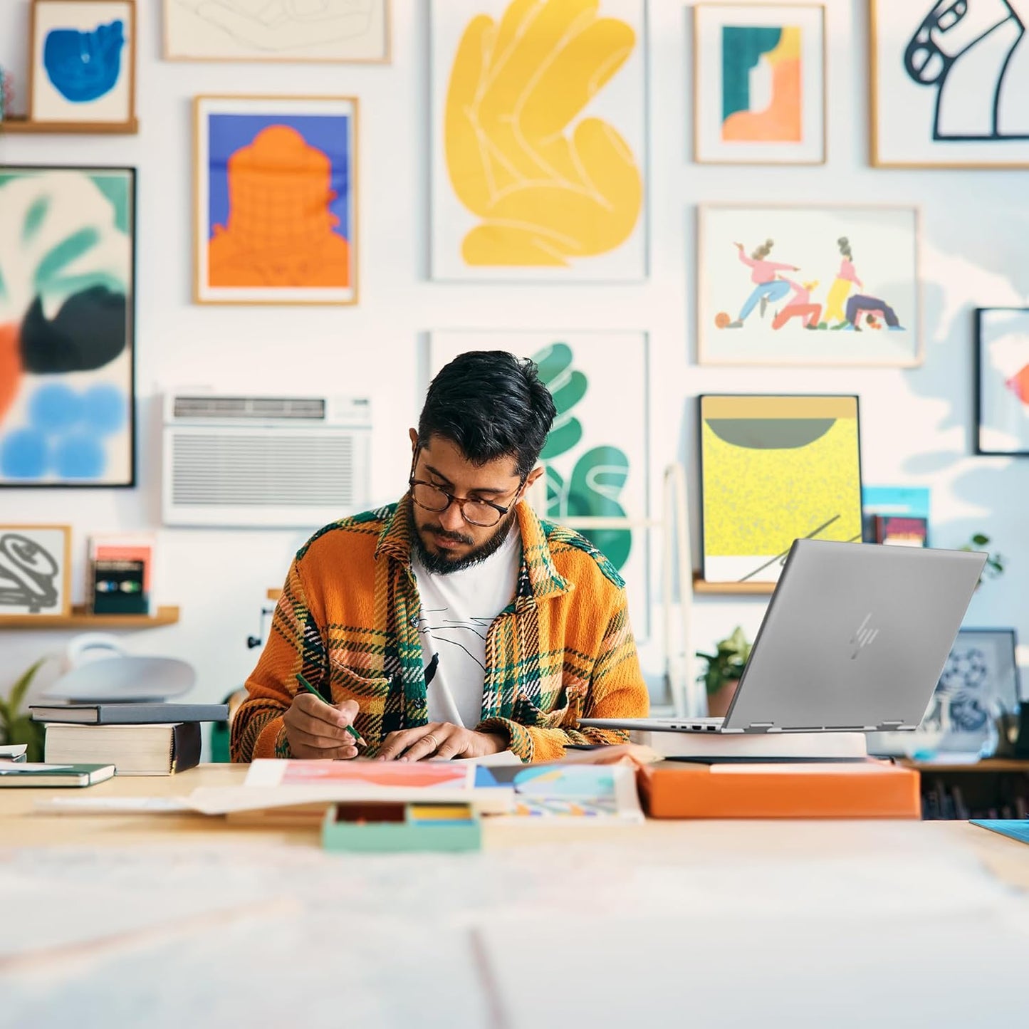 HP ENVY x360 15" Touch Laptop i7-1355U 512GB SSD