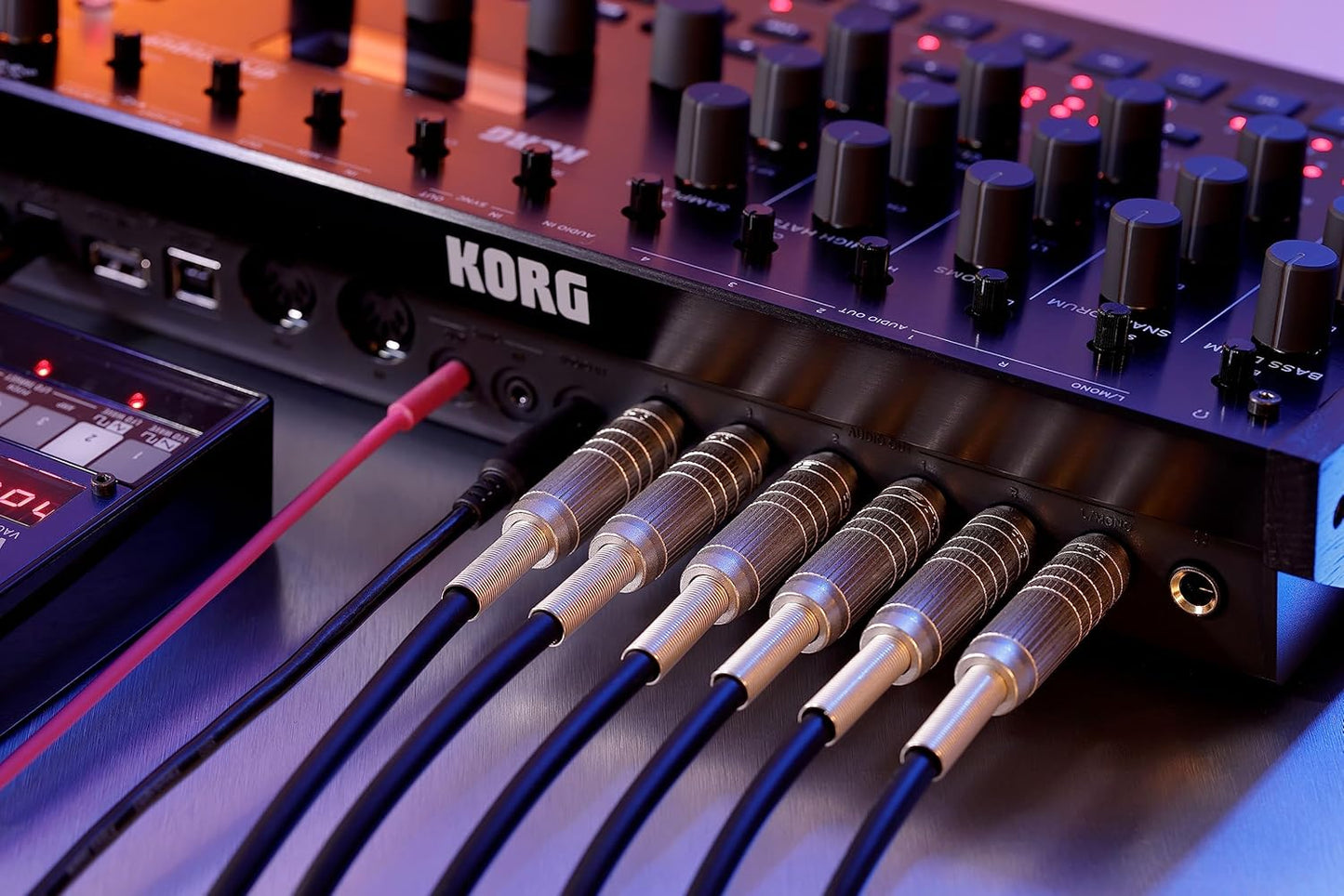 Korg DRUMLOGUE Hybrid Drum Machine