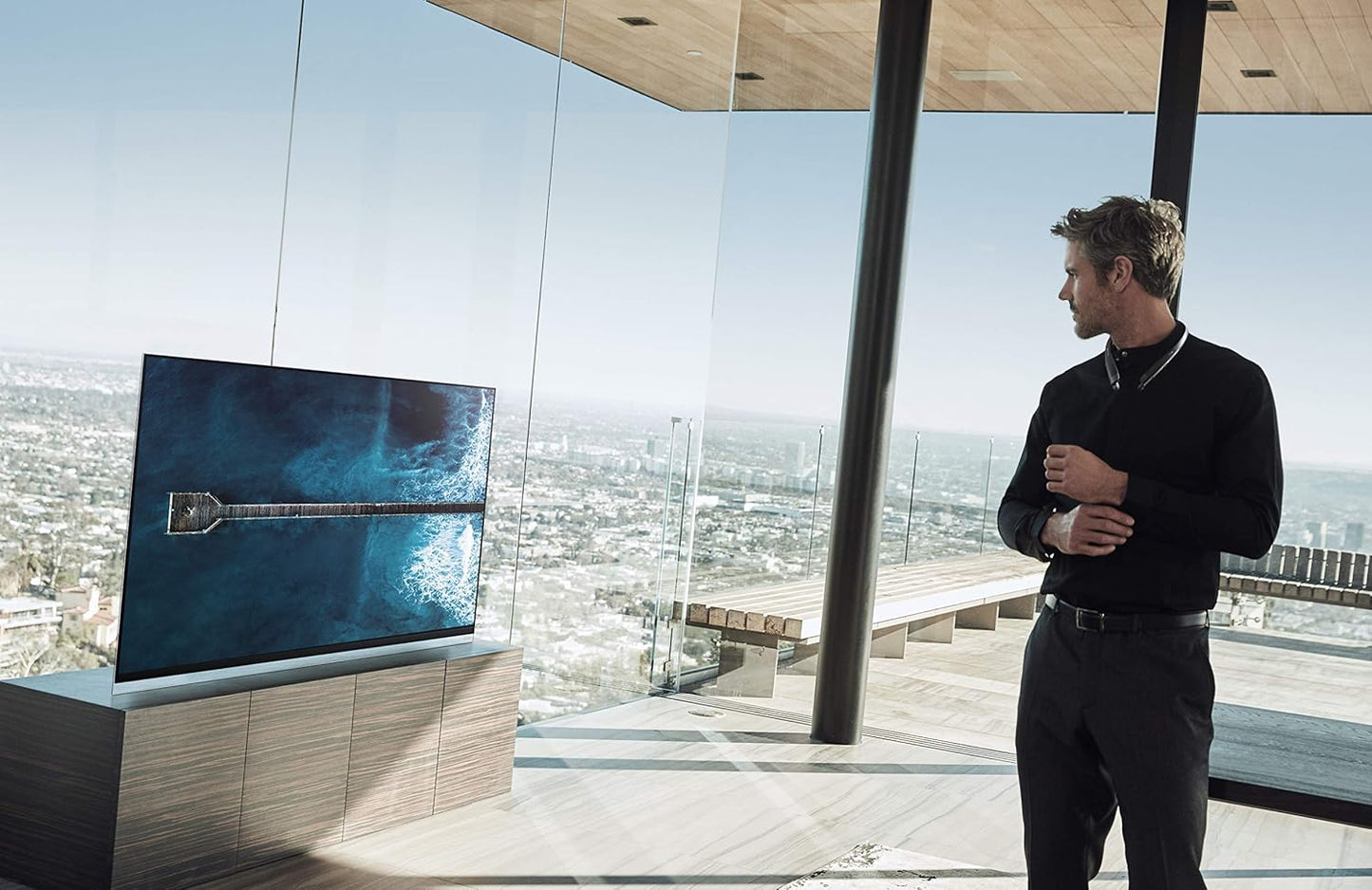 LG OLED65E9PUA 65-Inch 4K Smart OLED TV - Renewed