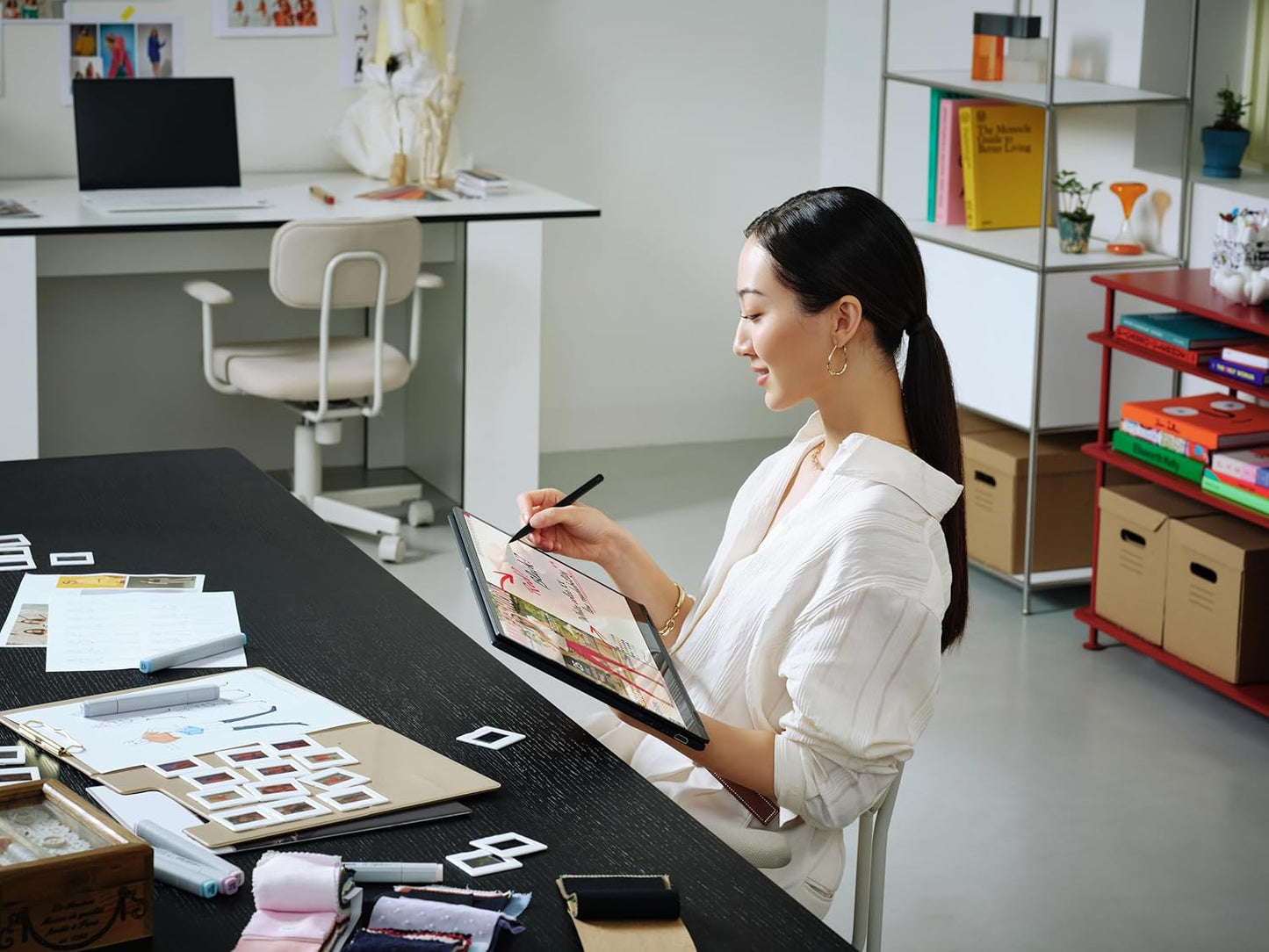 LG 16T90SP-K.ADB9U1 gram Pro 16" OLED 2in1 Laptop