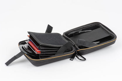 Cokin P3068 Filter Wallet M Series Holds 5 Filters