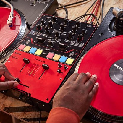 Pioneer DJ DJM-S5 Serato DJ 2-Channel Mixer