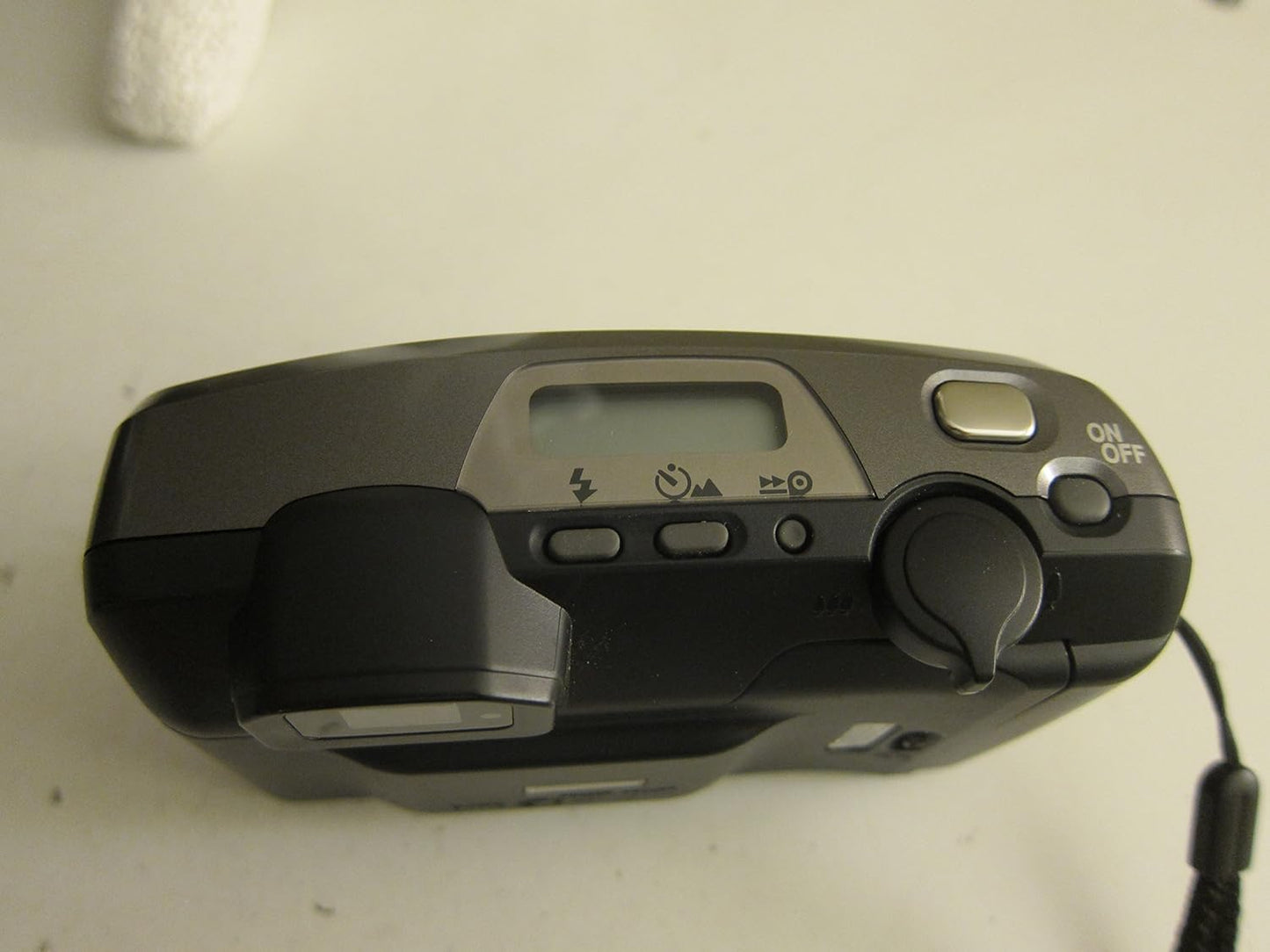 Pentax IQZOOM80QD EZY-80 35mm Film Camera
