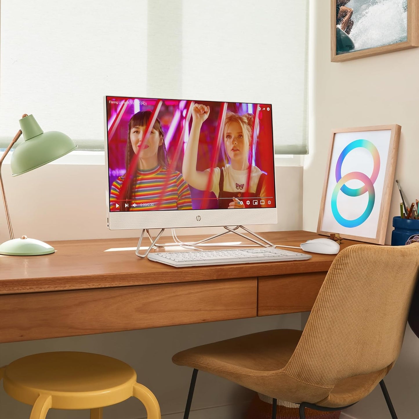 HP 24-cb1210 24" All-in-One Desktop - i5, 8GB RAM, 256 GB SSD, FHD