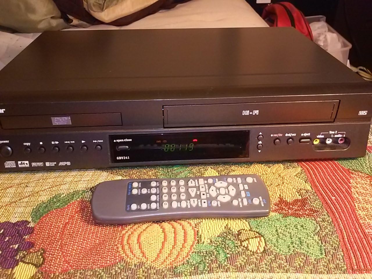 LG GBV241 Goldstar DVD/VCR Combo Player