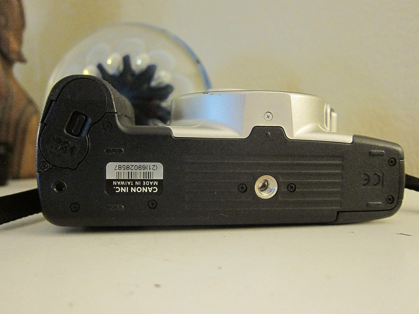 Canon 2067A002 Rebel 2000 Film SLR Camera Body