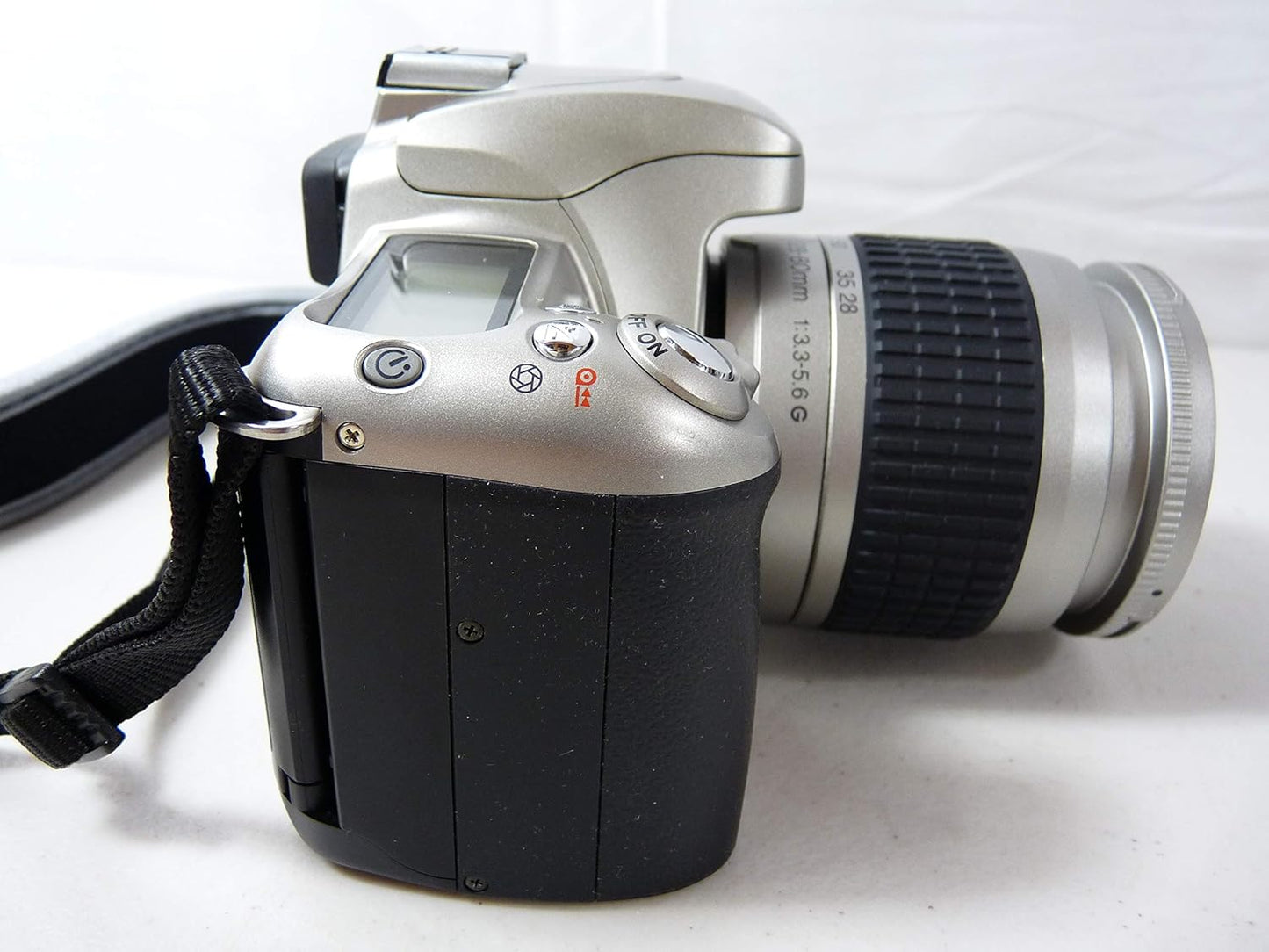 Nikon N55 35mm SLR Film Camera AF Zoom Lens Kit