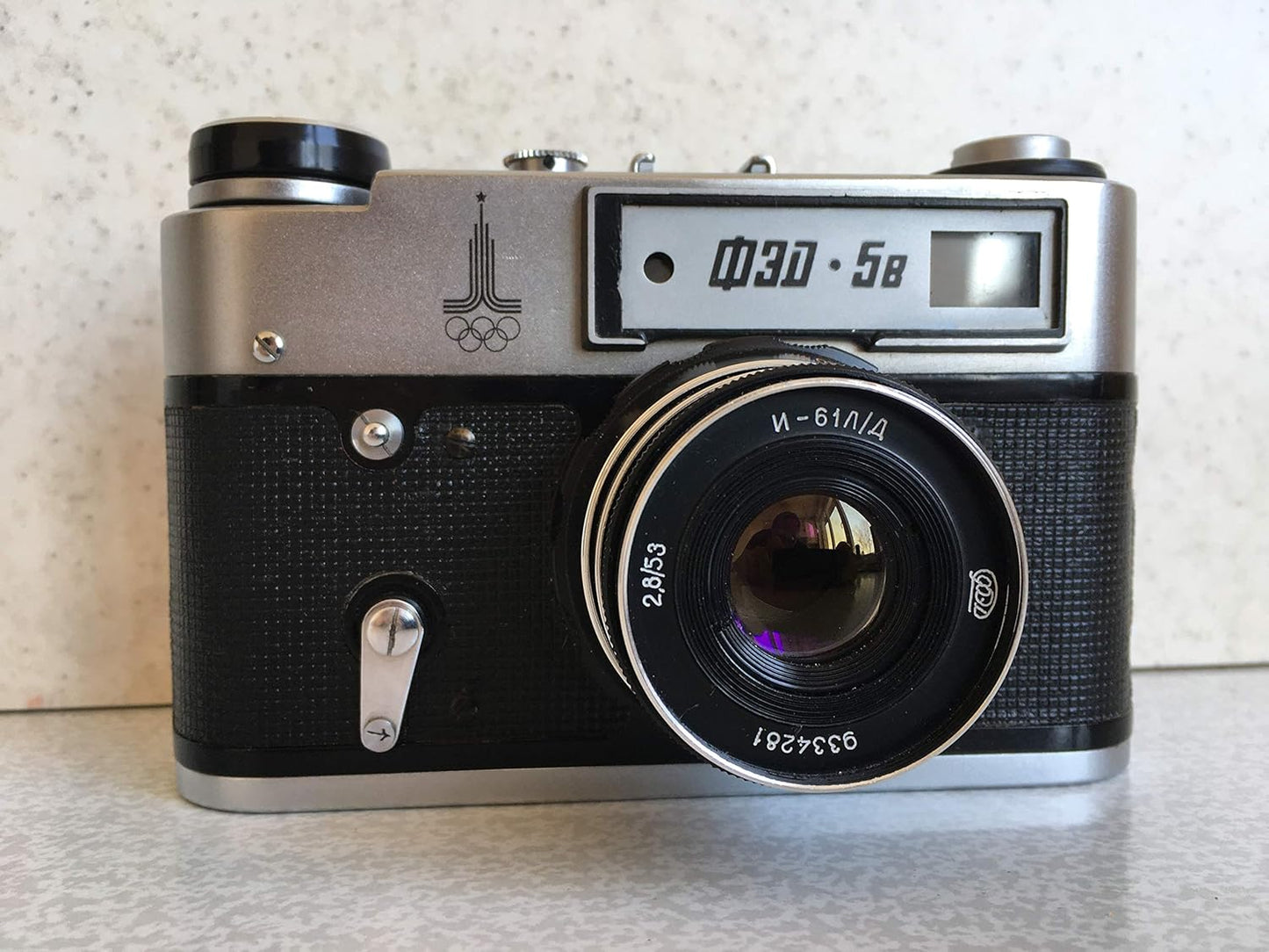 Leica FED-5C Soviet 35mm Film Camera Industar-61