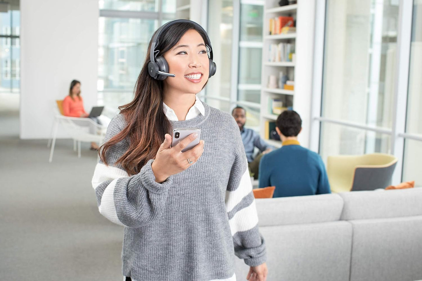 Logitech 981-000797 Zone Wireless Bluetooth Headset