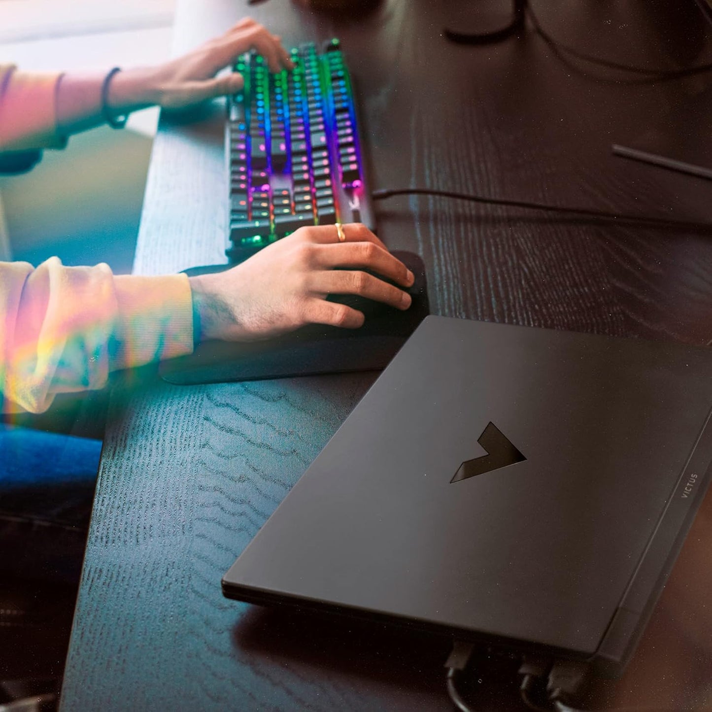 HP 7H9Y7UA#ABA Victus 15 i7 RTX 4050 Gaming Laptop