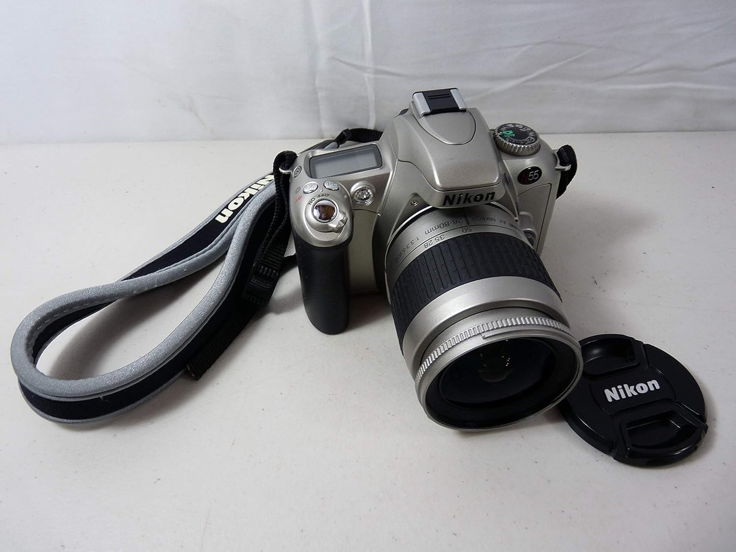Nikon N55 35mm SLR Film Camera AF Zoom Lens Kit