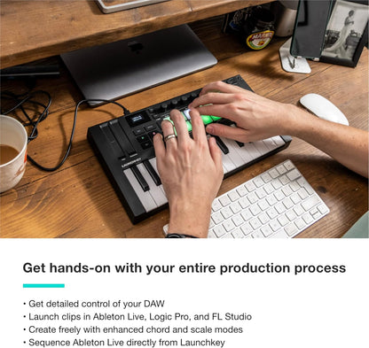 Novation AMS-LAUNCHKEY-MINI25-MK4 Launchkey Mini 25 MIDI Controller