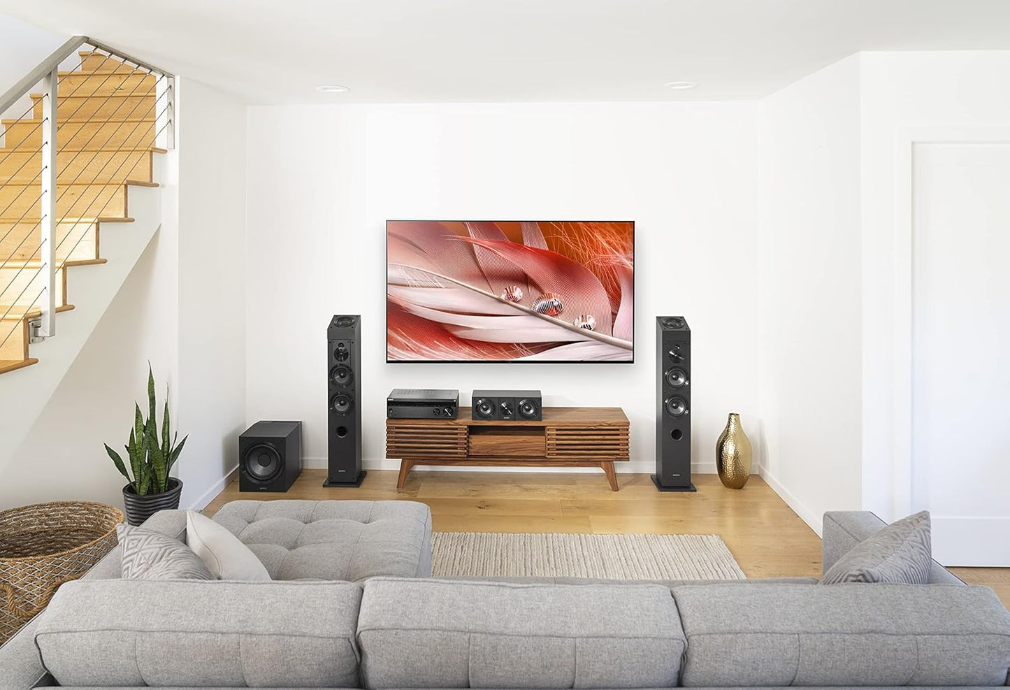Sony SACS9 10-Inch Active Subwoofer - Black - Bass Reflex