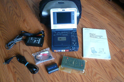 Sony GVD1000E MiniDV Video Walkman Player Recorder