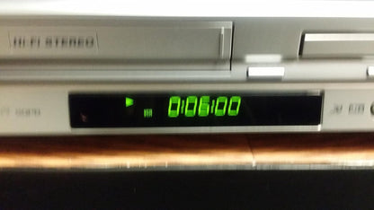 JVC HRXVC27U DVD/VRC Combo Progressive Scan Silver