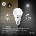 GE 10043168503492 Dusk to Dawn LED A19 Bulb 3-Pack