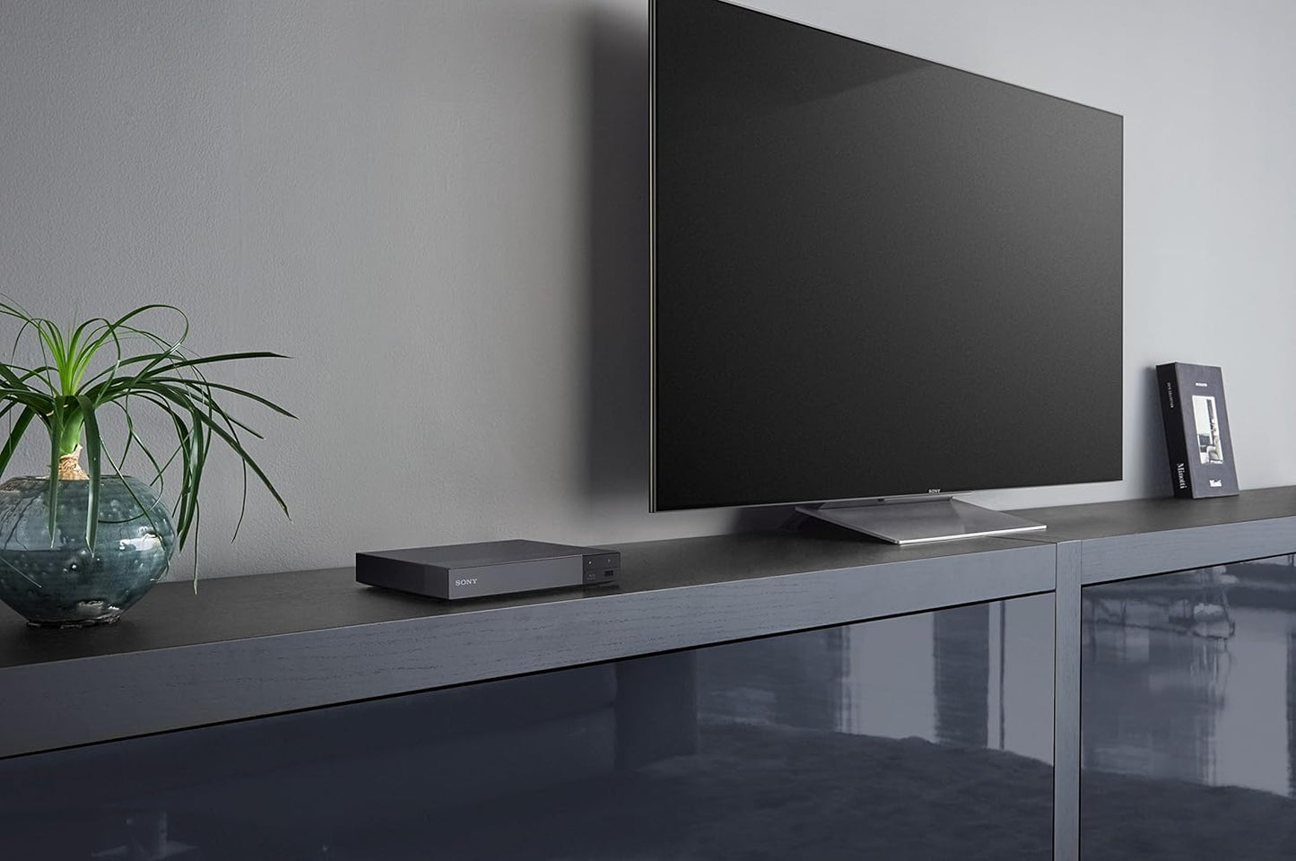 Sony BDPS6700 4K Upscaling 3D Streaming Blu-Ray DVD Player