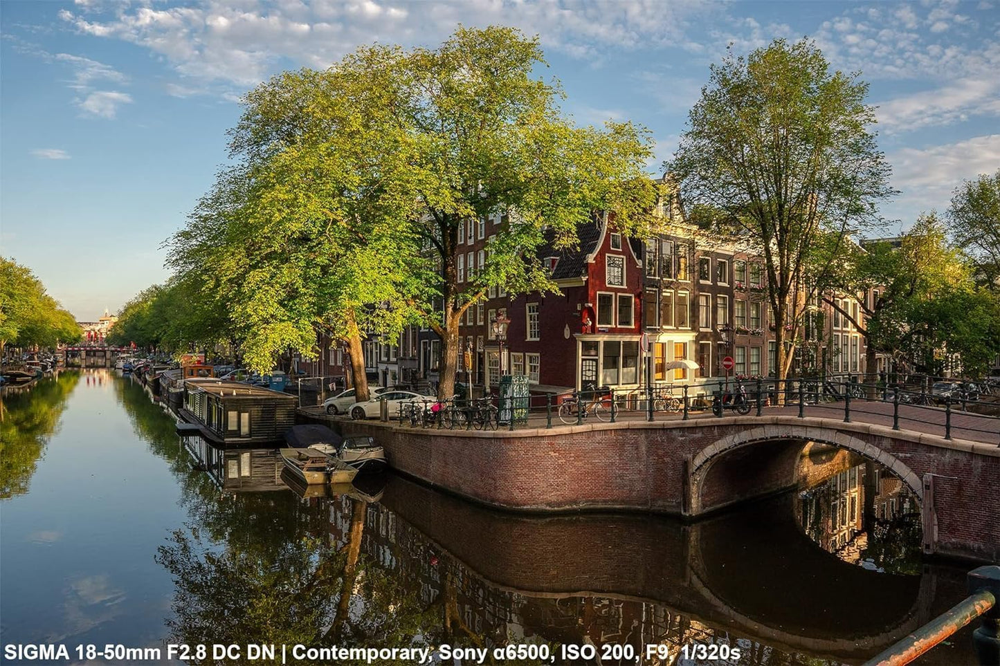 Sigma 18-50mm f/2.8 DC DN Sony E-Mount Lens Bundle