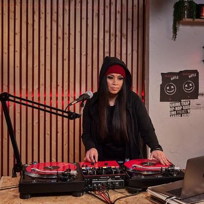 Pioneer DJ DJM-S5 Serato DJ 2-Channel Mixer