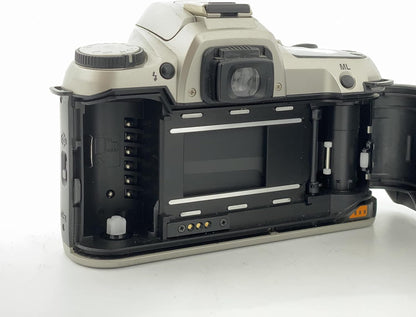 Pentax 1374 ZX-30 35mm SLR Film Camera Body