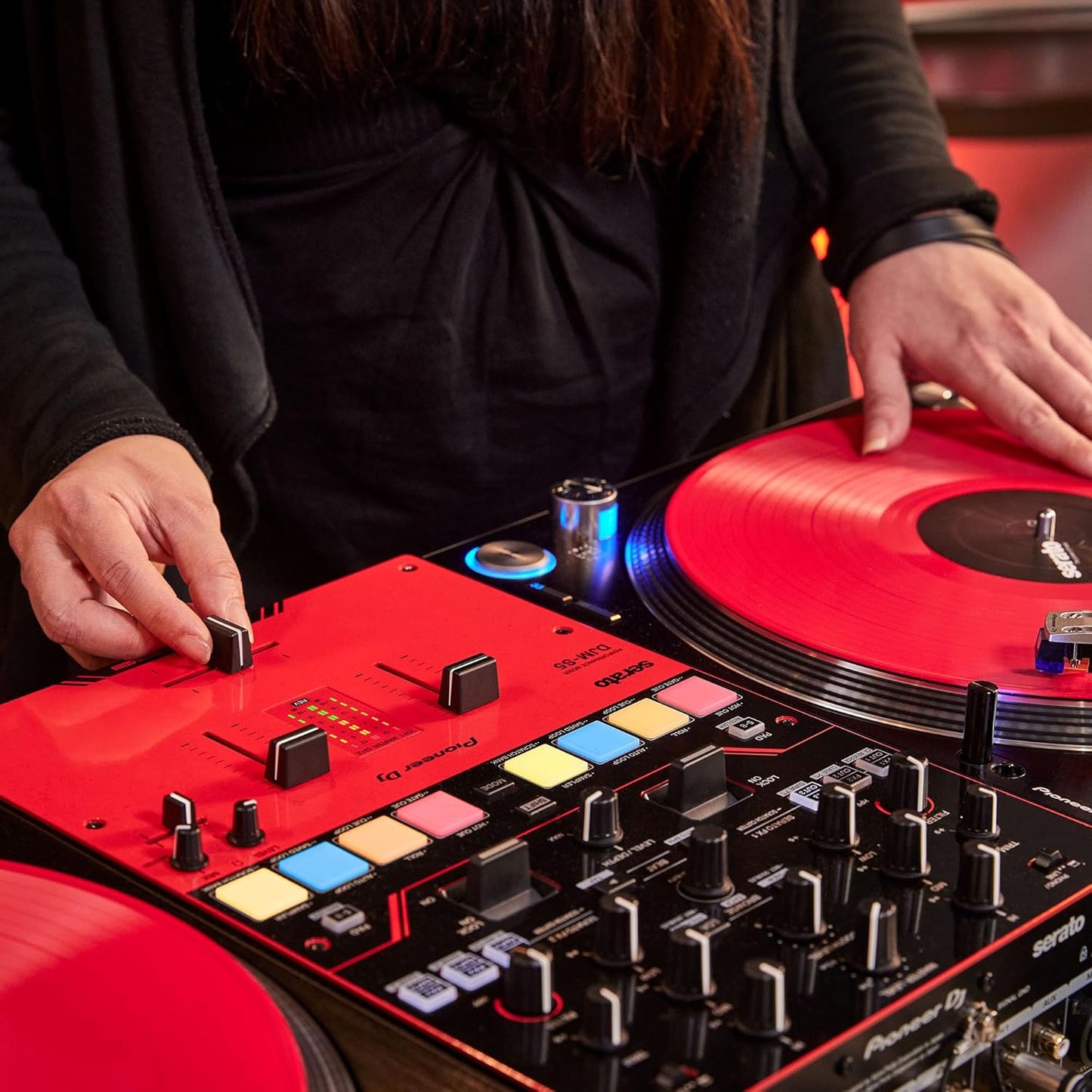 Pioneer DJ DJM-S5 Serato DJ 2-Channel Mixer