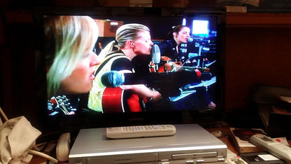 JVC HRXVC27U DVD/VRC Combo Progressive Scan Silver