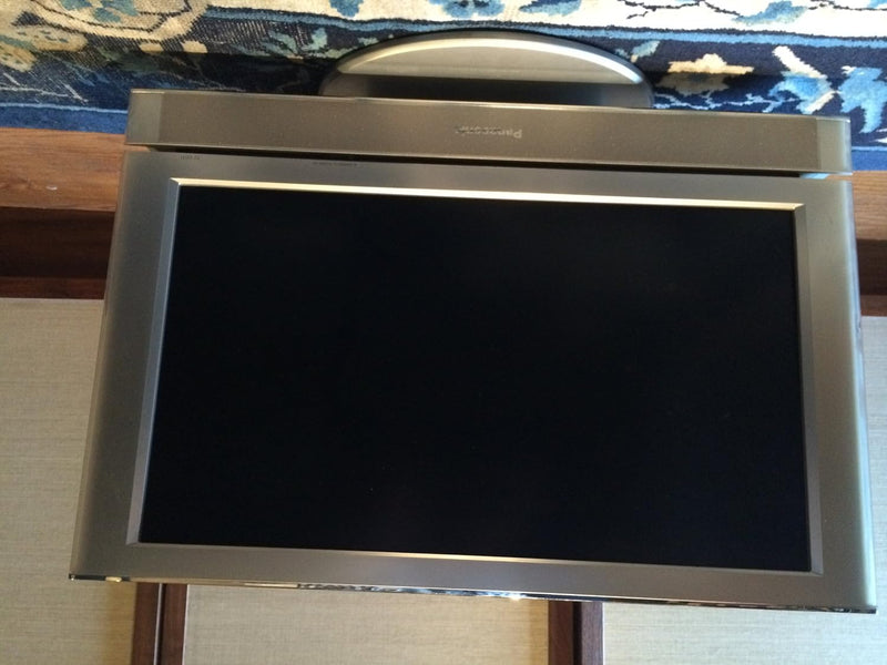 Panasonic TC-22LT1 22-Inch LCD Flat-Panel TV Widescreen — main product image
