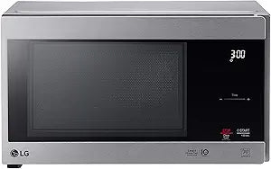 LG LMC0975ASZ 0.9 CF Countertop Microwave Stainless Steel — main product image