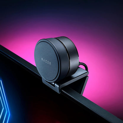 Razer Kiyo Pro Webcam: 1080p 60FPS, Adaptive Light Sensor