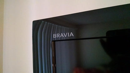 Sony BRAVIA KDL40BX450 40-Inch 1080p LCD HDTV