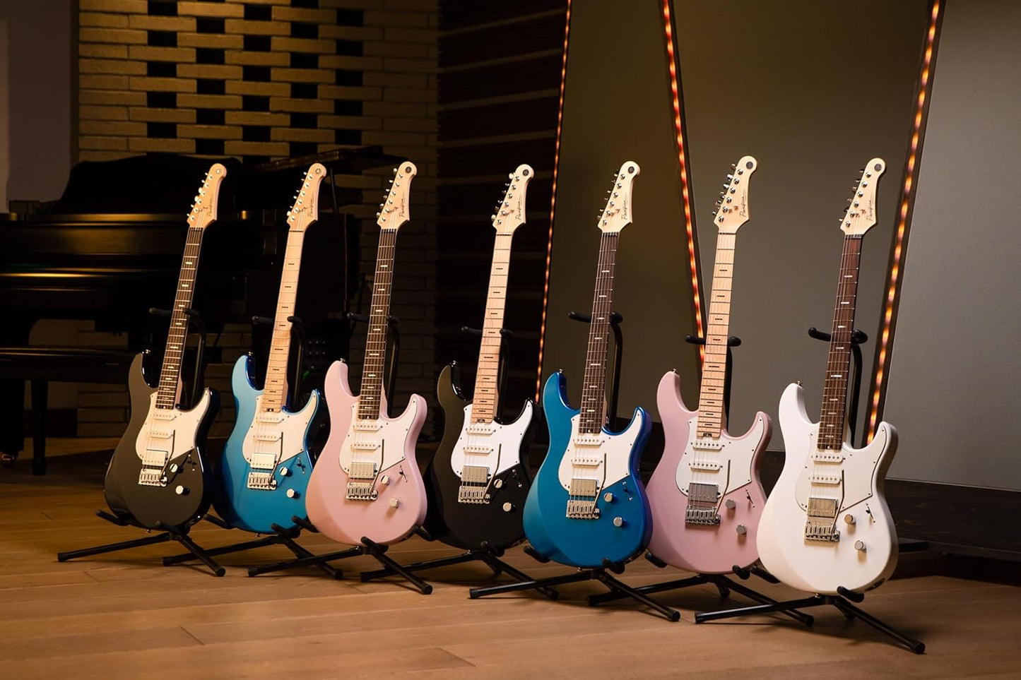 Yamaha Pacifica Standard Plus Electric Guitar Sparkle Blue