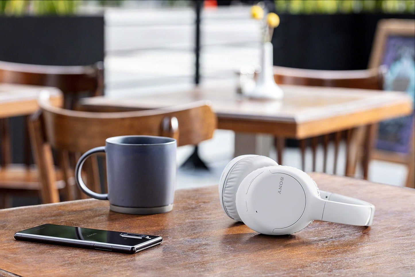Sony WHCH710N/W White Wireless Noise Cancelling Headphones