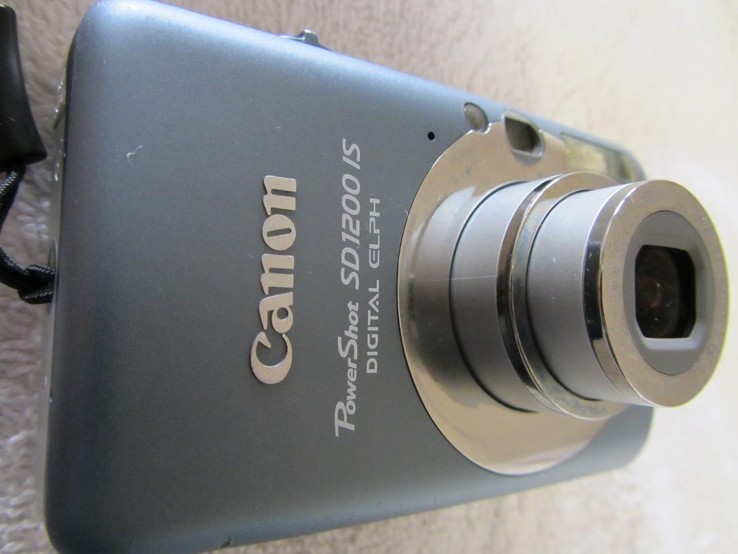 Canon SD1200IS Digital ELPH 10MP Camera - Dark Gray