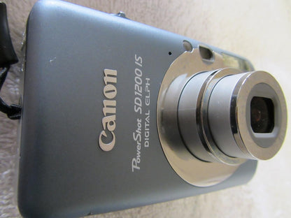Canon SD1200IS Digital ELPH 10MP Camera - Dark Gray