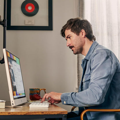 HP 24-cs0040 Envy Move 23.8" Portable All-in-One PC