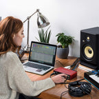 Focusrite Scarlett 4i4 3rd Gen USB Recording Interface Bundle