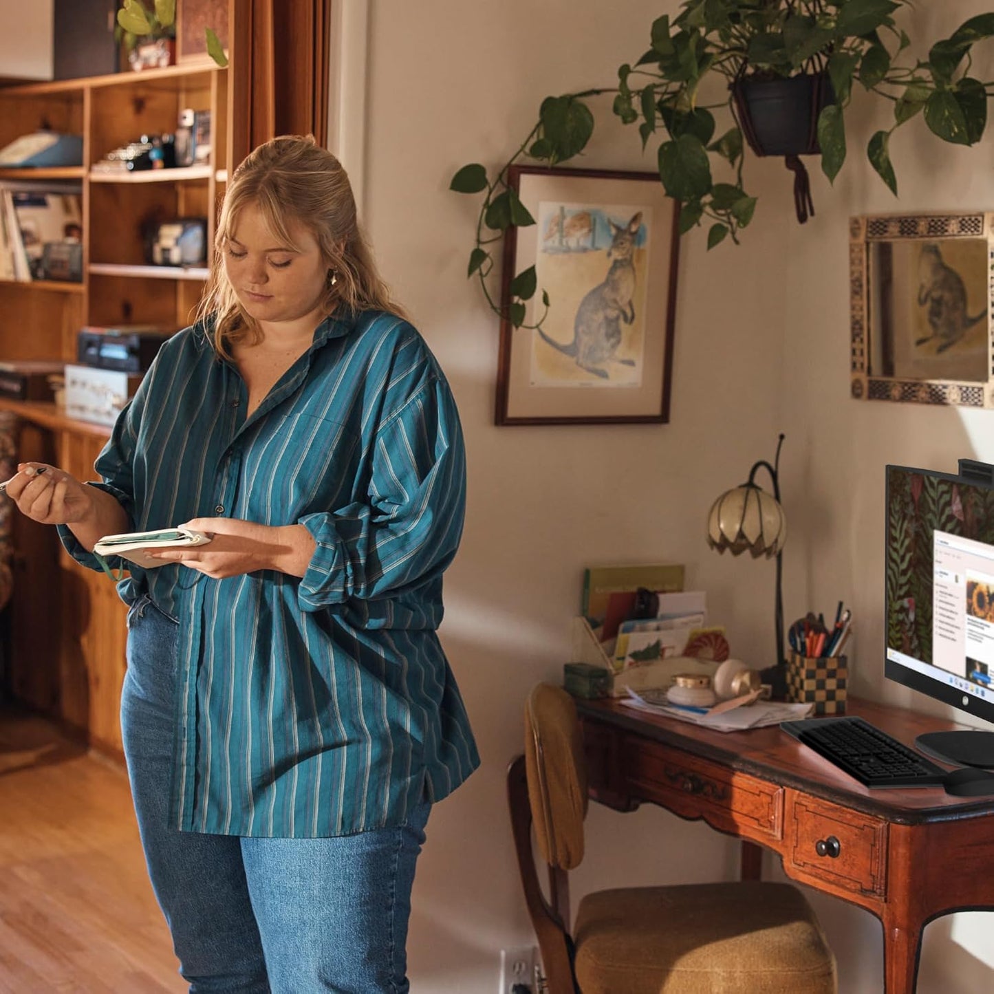 HP 7H0U3AA#ABA 23.8" Ryzen 5 All-in-One PC