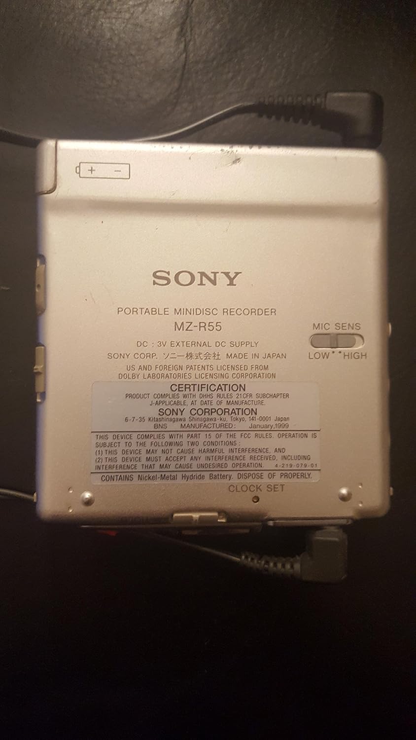 Sony MZ-R55 Portable MiniDisc Player - Recorder with Mega Bass