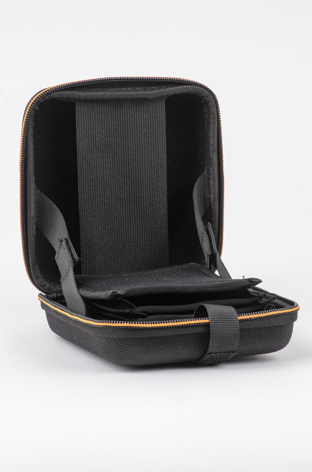 Cokin P3068 Filter Wallet M Series Holds 5 Filters