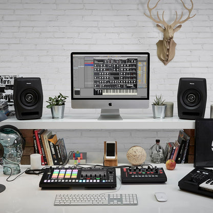 Pioneer DJ TSP-16 Toraiz SP-16 Sampling Workstation