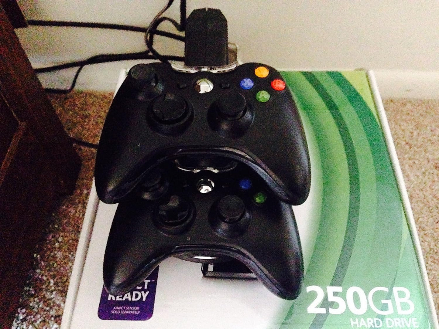 Microsoft RKH-00001 Xbox 360 250GB Console Wireless Controller