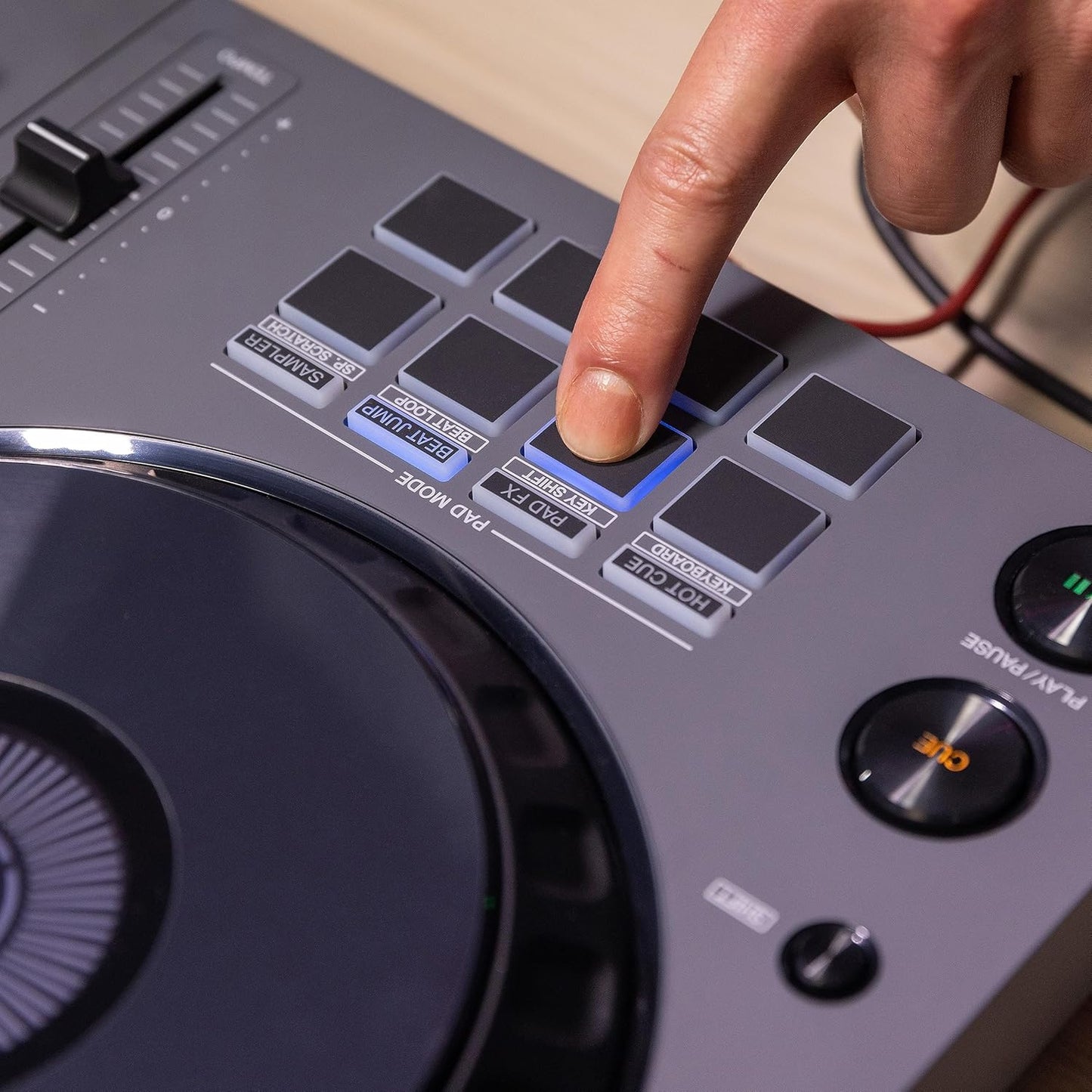 Pioneer DJ DDJ-FLX6-GT 4-Deck DJ Controller - Graphite