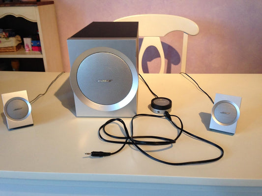 Bose 275289 Companion 3 Graphite/Silver Multimedia Speakers