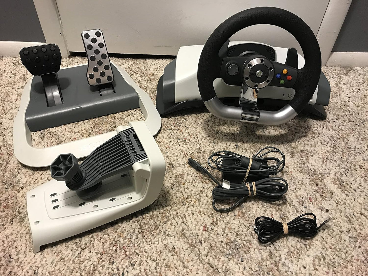 Microsoft 9Z1-00019 Xbox 360 Wireless Racing Wheel