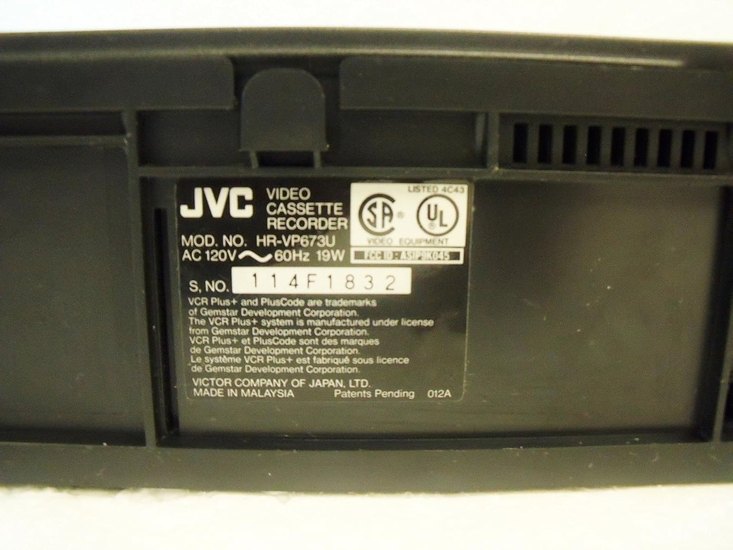 JVC HR-VP673U Stereo VCR Video Cassette Recorder