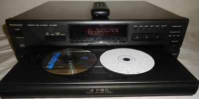 Technics SL-PD688 5-Disc CD Changer Black