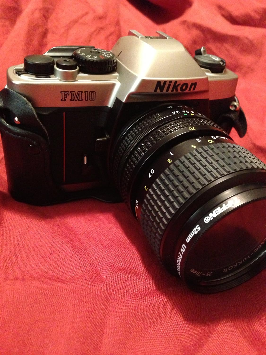 Nikon FM10Kit 35mm SLR Camera Kit with 35-70mm Lens